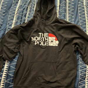 Black The North Pole Adult Unisex Large Sweatshirt (Used)