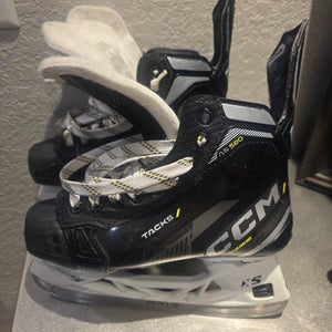CCM Tacks AS580 Hockey Skates Wide Width Size 3.5 (Used)