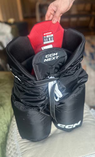 Men's Senior Medium CCM Next Hockey Pants