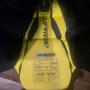 Youth Medium Bauer Supreme 2s Pro Hockey Pants (Used)