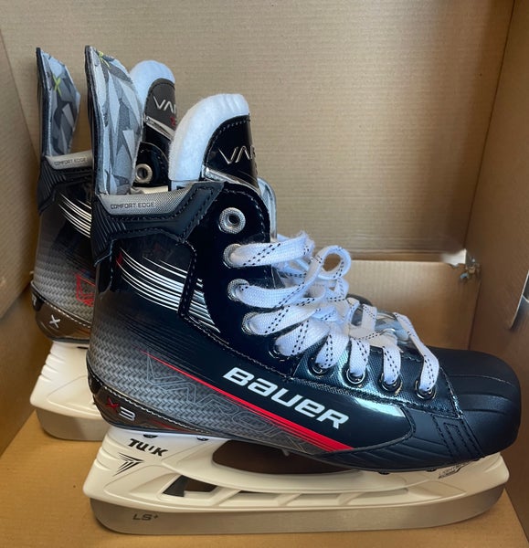 NEW Bauer Vapor X3 Hockey Skates 4.5EE