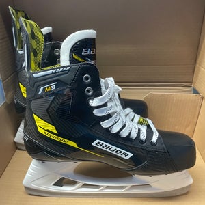 NEW Bauer Supreme M3 Hockey Skates 9.5D