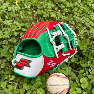 SSK Z9 Maestro 11.5” Red/White/Green Spiral I Web Infield Baseball Glove