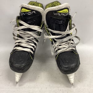 Used Bauer VAPOR 3X Junior Hockey Skate Junior 02.5 11851-S000037210