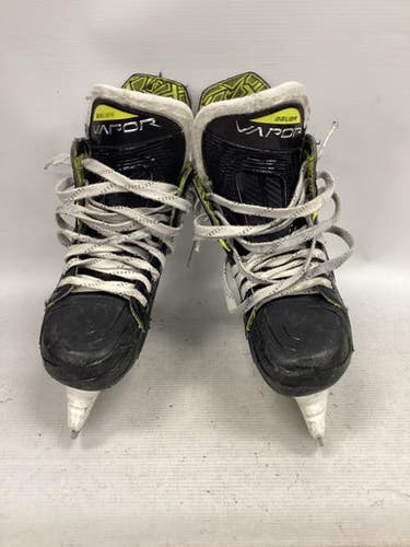 Used Bauer VAPOR 3X Junior Hockey Skate Junior 02.5 11851-S000037210