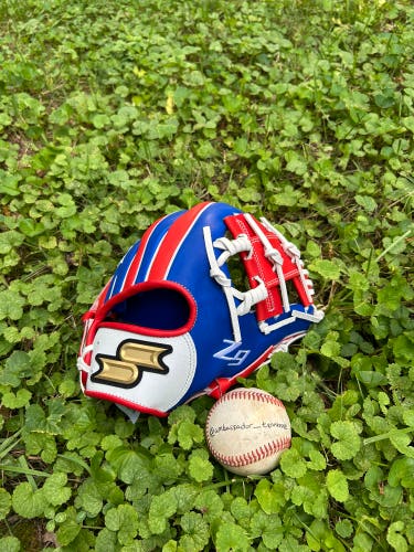 SSK Z9 Maestro 11.5” Red/White/Blue Spiral I Web Infield Baseball Glove