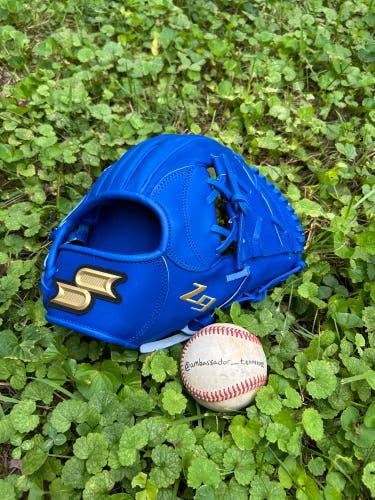 SSK Z9 Maestro 11.5” Blue One Piece Web Infield Baseball Glove