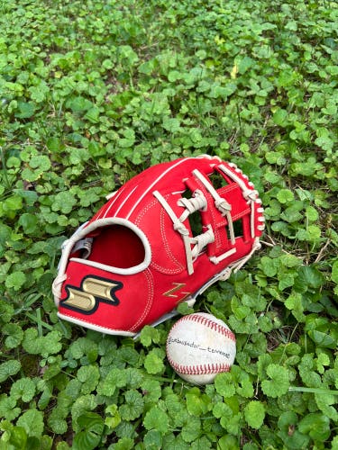 SSK Z9 Maestro 11.5” Red/Camel Spiral I Web Infield Baseball Glove
