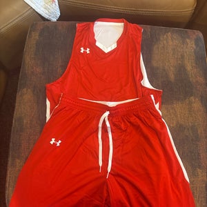 Red Large Men's Under Armour Jersey (New)
