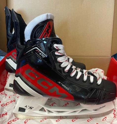NEW CCM JetSpeed FT670 Hockey Skates 10.5 Regular