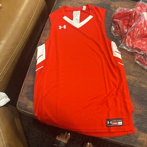 Red XL Boys Under Armour Jersey (New)