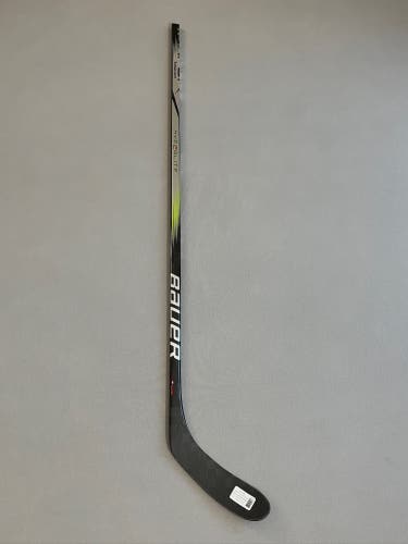 New 87 Flex P28 Senior Bauer Hyperlite 2 Left Handed Hockey Stick