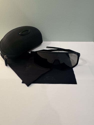 Oakley Sutro Sunglasses Black On Black With Everything
