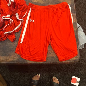 Red Men's Under Armour Shorts (New)