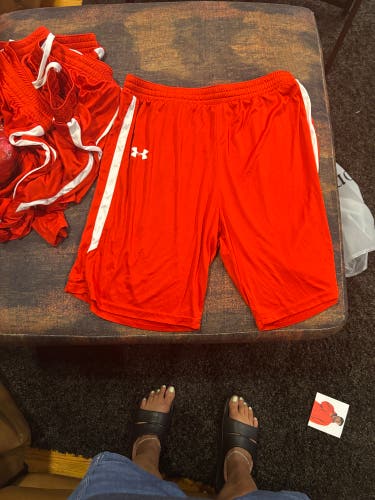 Red Men's Under Armour Shorts (New)