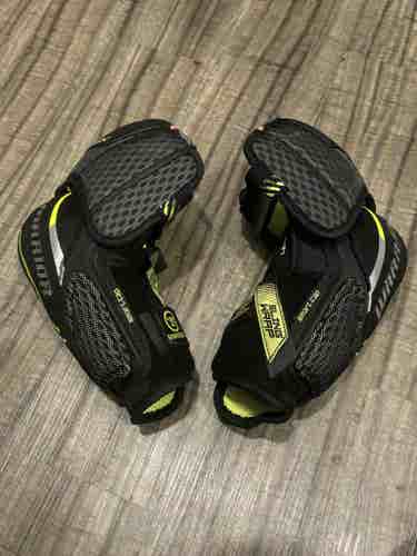 Warrior Alpha Qx Hockey Elbow Pads, Size Senior Medium