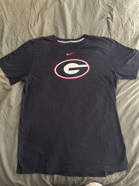 Nike University of Georgia Bulldogs Vintage y2k Center Swoosh | Men’s L