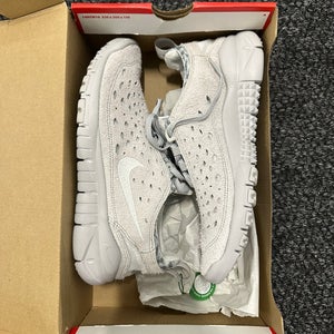 Nike Free Run Trail - Neutral Grey/White