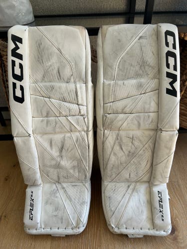 26" 2023 CCM Eflex 6.5 Goalie Leg Pads (Used)