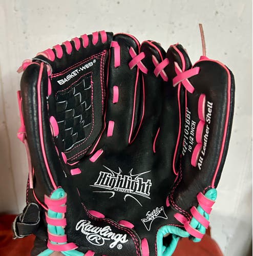 Rawlings Highlight RH Softball Glove 10.5" (Used)