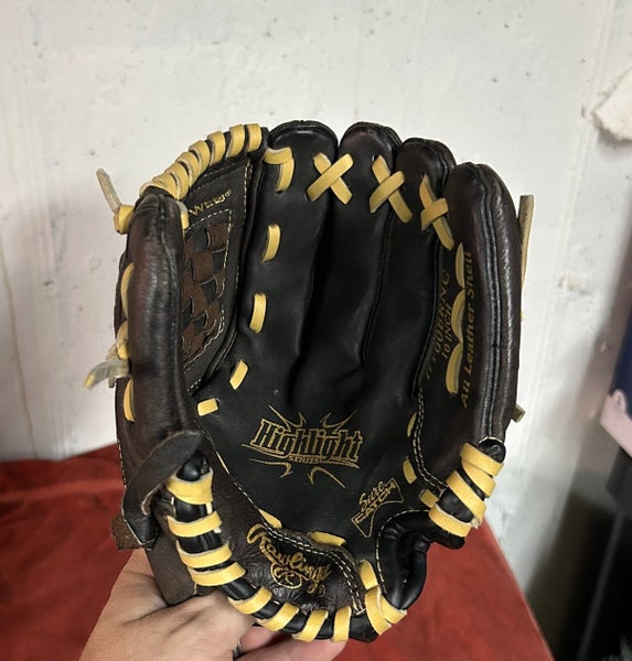 Rawlings Highlight Series RH Baseball Glove 10" (Used)