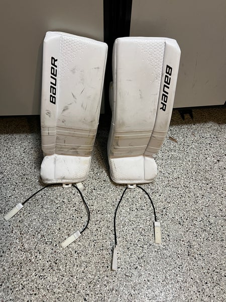 Small Bauer GSX Goalie Leg Pads (Used)