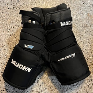 Junior Small Vaughn Velocity V9 Pro Hockey Goalie Pants (Used)