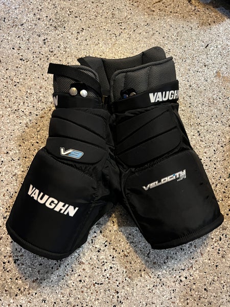 Junior Small Vaughn Velocity V9 Pro Hockey Goalie Pants (Used)