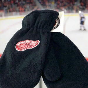 Detroit Red Wings Vintage Late '90s NHL Adult Fleece NOS Mittens (New)