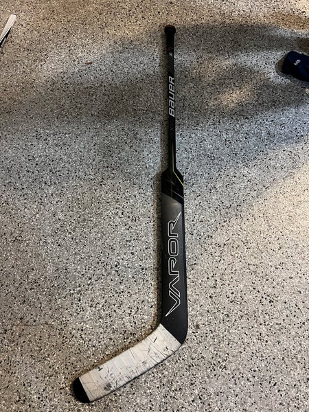 Intermediate Bauer Regular Goalie Stick 23" Paddle (Used)