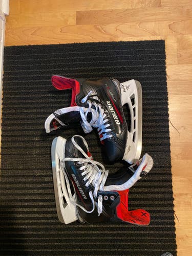 Bauer Vapor X4 Hockey Skates 8 (Used)