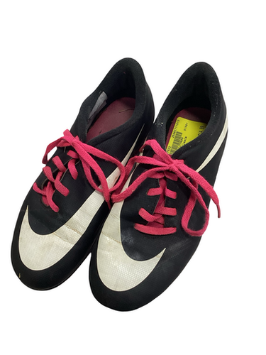 Used Nike Soccer Cleats Black Junior 01.5 11613-S000167022