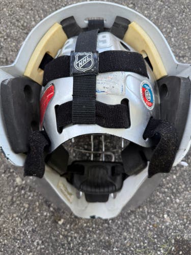 Senior Large Bauer Goalie Mask (Used)