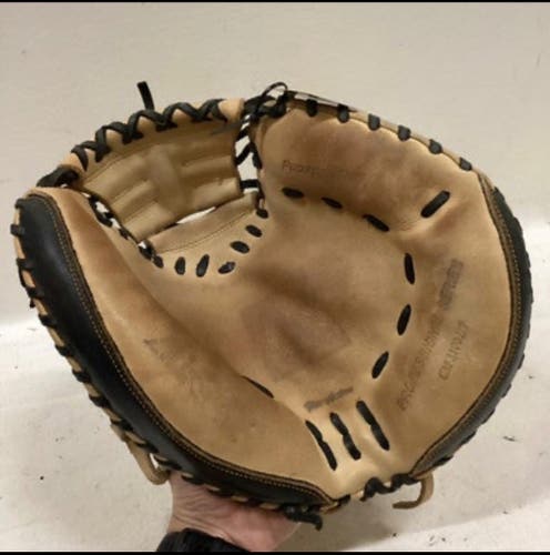 Used All-Star Professional CM 3100 ET BB Catchers RH Throw Black And Tan 34" 11725-S000485358