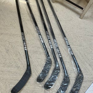 Senior Bauer Vapor Hyperlite 2 Right Handed Hockey Stick P28M (New) 4 sticks Brand New in plastic….