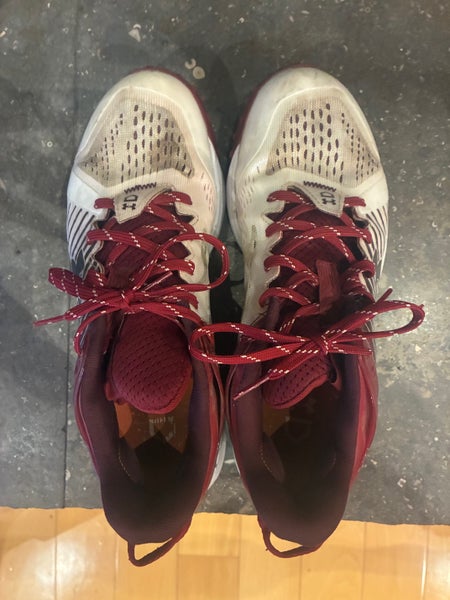 Red Men's Size M 9.0 (W 10.0) Under Armour Low Top Turf Cleats (Used)