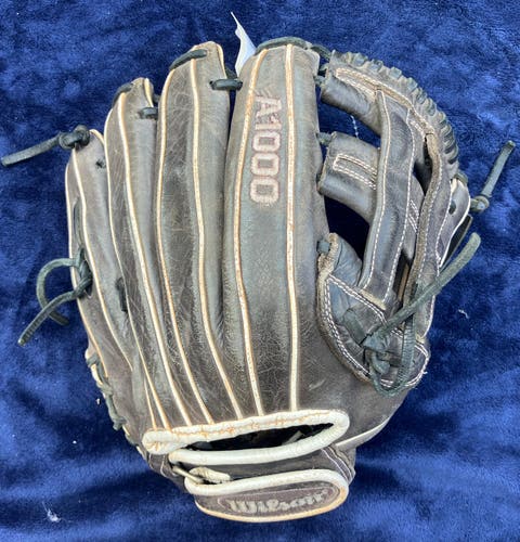 Black Wilson A1000 RH Baseball Glove 12" (Used)