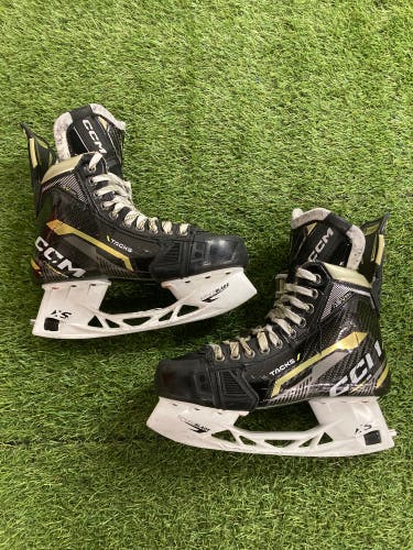 CCM AS-V Pro Hockey Skates | Size 6