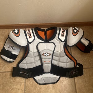 Large Senior Easton Synergy 300 Shoulder Pads (Used)