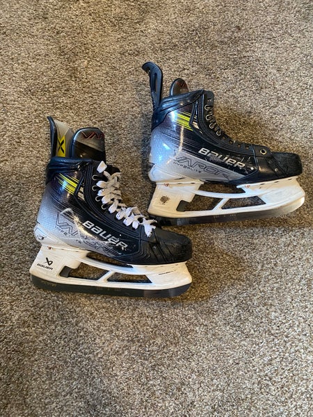 Bauer Vapor Hyperlite 2 Hockey Skates 8.5 Wide