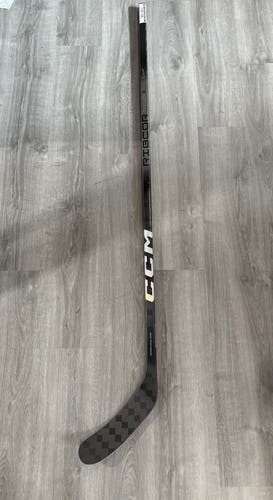 Senior CCM Jetspeed Trigger 8 Pro Right Handed Hockey Stick Toe Pattern Pro Stock Lewandowski (New)