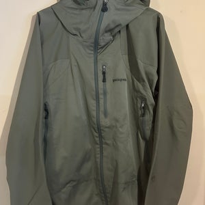 Early 2000s Patagonia Shell Jacket - Green (Men's Large)