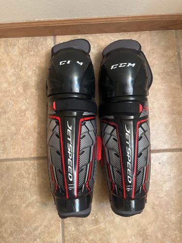 Senior CCM Jetspeed XTRA Pro 15" Shin Pads (Used)