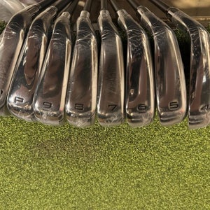 Callaway Paradym AI Smoke HL 4-AW Iron Set, Cypher 60 Regular Flex, RH