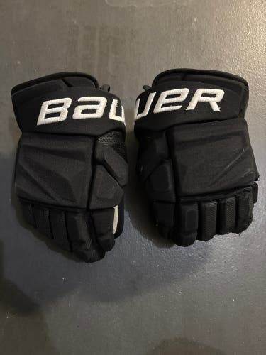 Bauer Vapor Hyperlite Gloves 13" (Used)