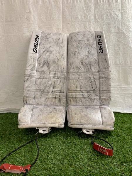 White Medium Junior Bauer GSX Goalie Leg Pads (Used)