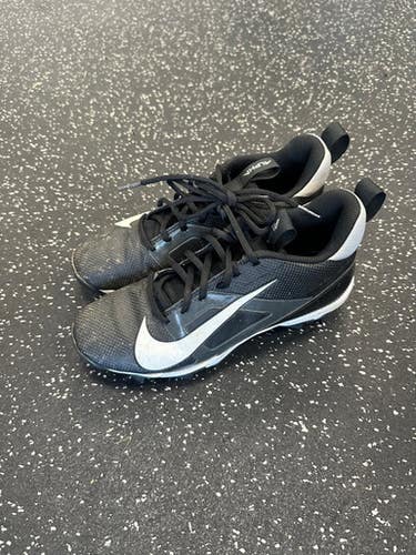 Used Nike Adult FB Cleats White Senior 5.5 11849-S000031125