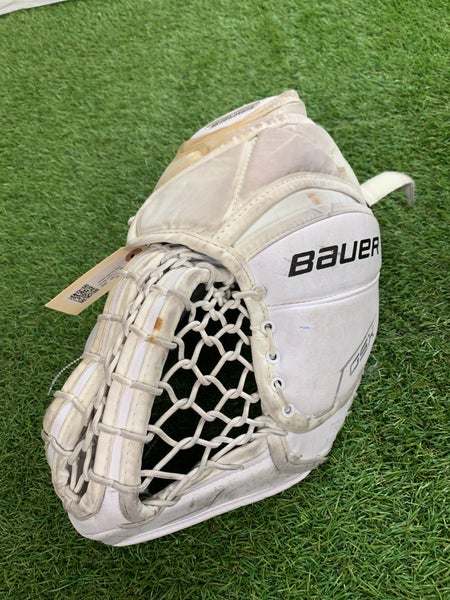 White Junior Bauer GSX Goalie Glove