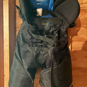 Junior Large Bauer One55 Hockey Pants (Used)