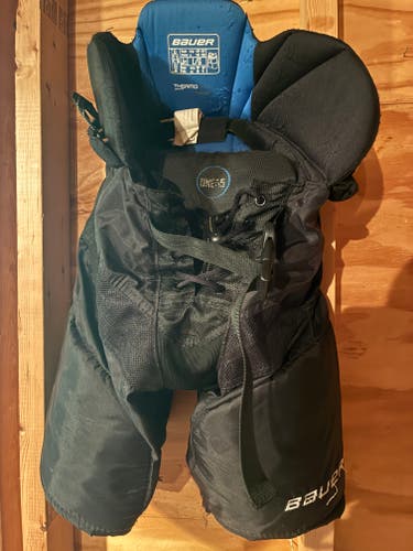 Junior Large Bauer One55 Hockey Pants (Used)